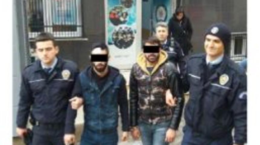 Plaka Hırsızları Tutuklandı