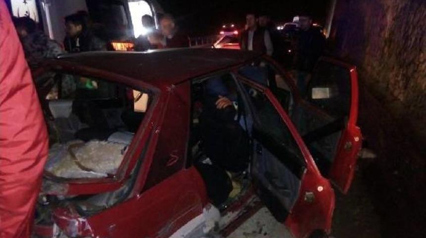 Sakarya'da Zincirleme Trafik Kazası: 8 Yaralı