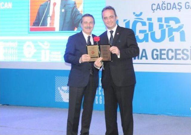 Eskişehir de Uğur Mumcu Ödülleri Verildi 3