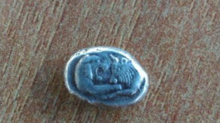 Tarihi Eser Ka&ccedil;ak&ccedil;ısı 2 Kişi Yakalandı