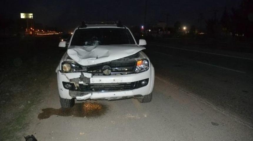 Kamyonetin &Ccedil;arptığı Gen&ccedil; Kız Hayatını Kaybetti