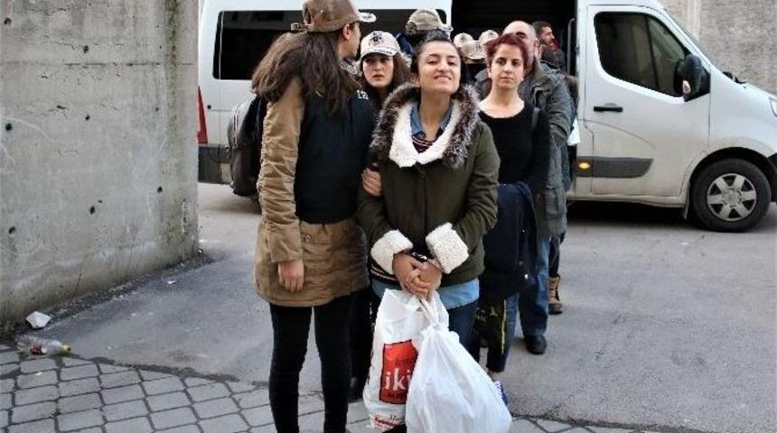 Bursa&rsquo;da Sosyal Medyada Ter&ouml;r Propagandası Yapan 7 Kişi Mahkemeye &Ccedil;ıkarıldı