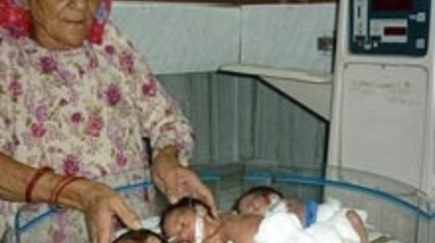 D&uuml;nyanın En Yaşlı &Uuml;&ccedil;&uuml;z Annesi