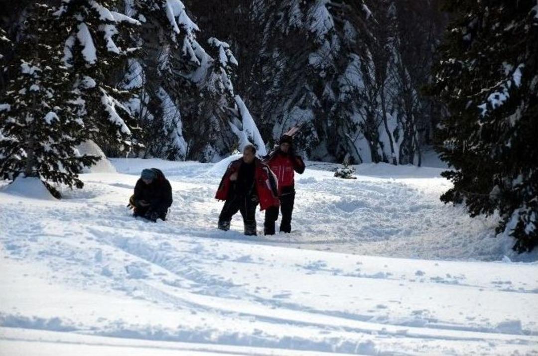 (&ouml;zel Haber) Uludağ&rsquo;da Macera Tutkusu Y&uuml;z&uuml;nden Mahsur Kaldılar