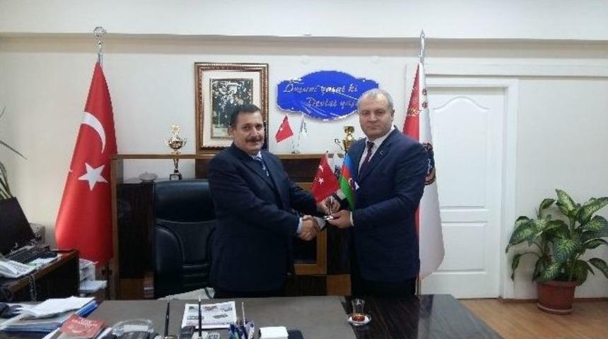 Asimder&rsquo;den Emniyet M&uuml;d&uuml;r&uuml; &Ccedil;evik&rsquo;e Ziyaret