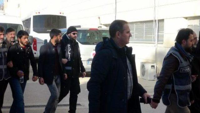 Elazığ'da Pkk Operasyonu 18 Gözaltı