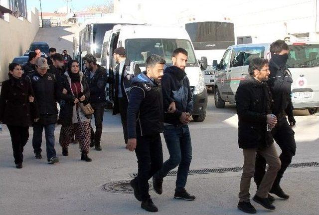 Elazığ’daki Terör Soruşturmasında 18 Şüpheli Adliyeye Sevk Edildi