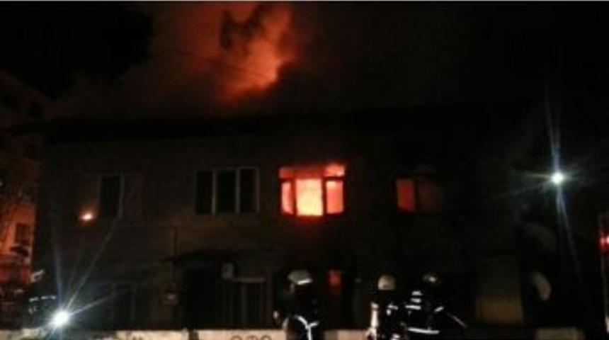 D&uuml;zce&rsquo;de Alevli Gece