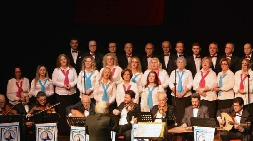 Şekip Ayhan &Ouml;zışık Eserleriyle Anıldı