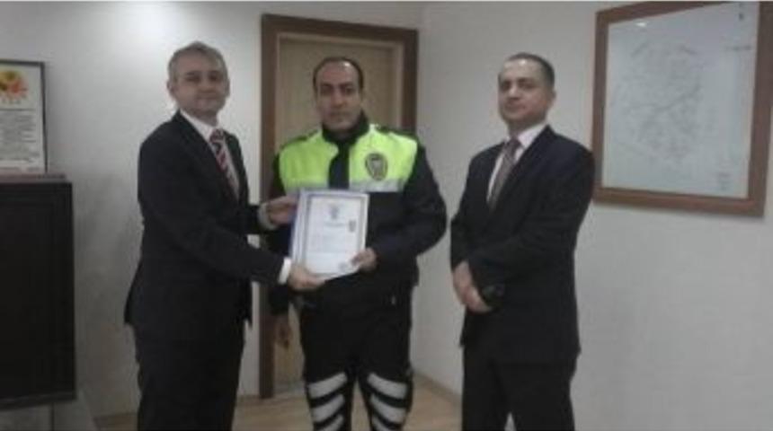 Kaymakam G&uuml;ven&rsquo;den Başarılı Polise Teşekk&uuml;r