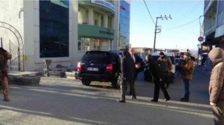 Kulp Belediyesine Kayyum Atanan Kaymakam Fatih D&uuml;lgeroğlu: