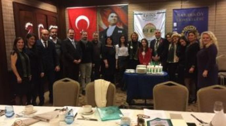 Elektronik Atıklar Ağaca D&ouml;n&uuml;şt&uuml;r&uuml;l&uuml;yor