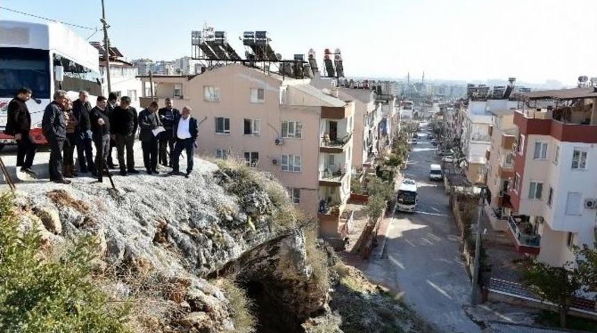 Barış Mahallesi’nin Doğu Ve Batısı Buluşuyor