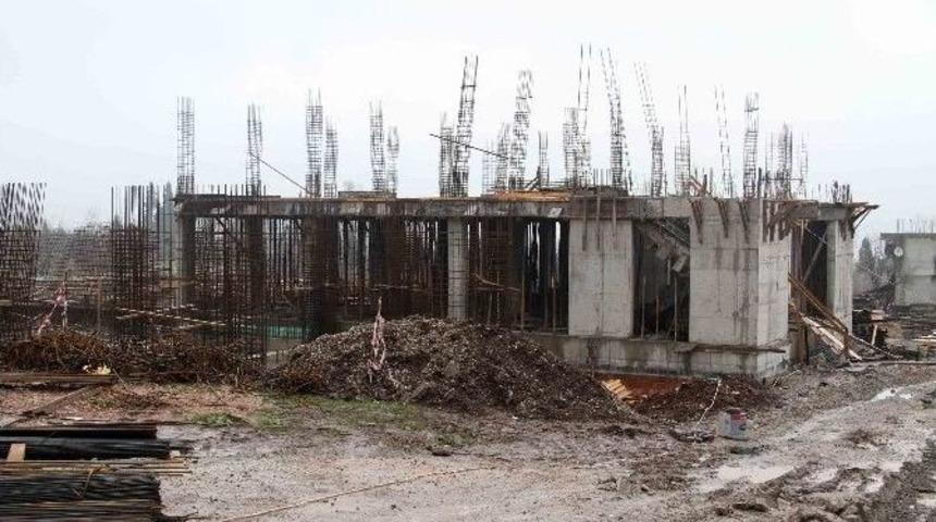 Arslanbey’de Kültür Merkezi İnşaatı Devam Ediyor