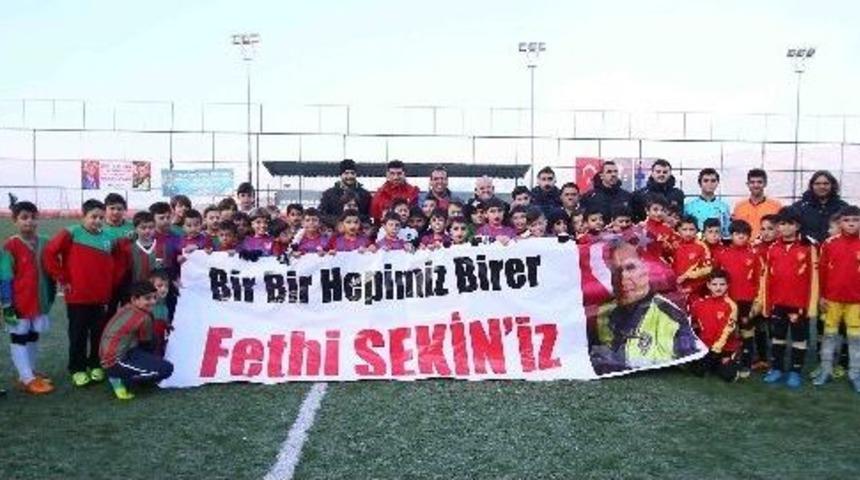 Şehit Fethi Sekin Futbol Turnuvası Başladı