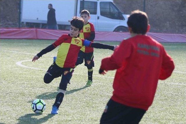 Şehit Fethi Sekin Futbol Turnuvası Başladı