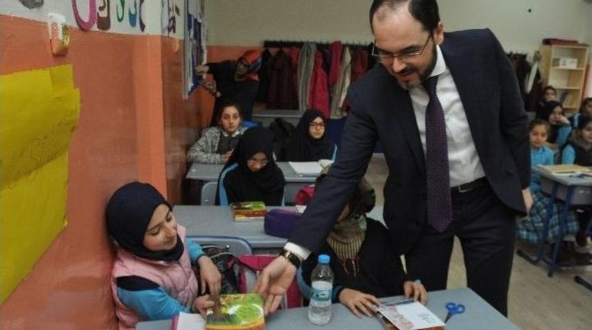 Başiskele&rsquo;de Eğitime Y&ouml;nelik &Ccedil;alışmalar S&uuml;r&uuml;yor