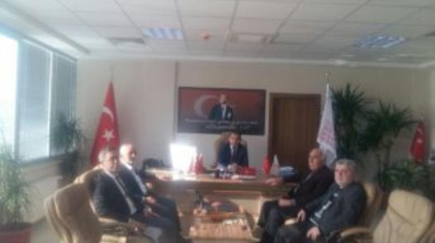G&ouml;n&uuml;ll&uuml; Kuruluşlar İl M&uuml;d&uuml;r&uuml; Nevzat &Ouml;zer&rsquo;i Ziyaret Etti