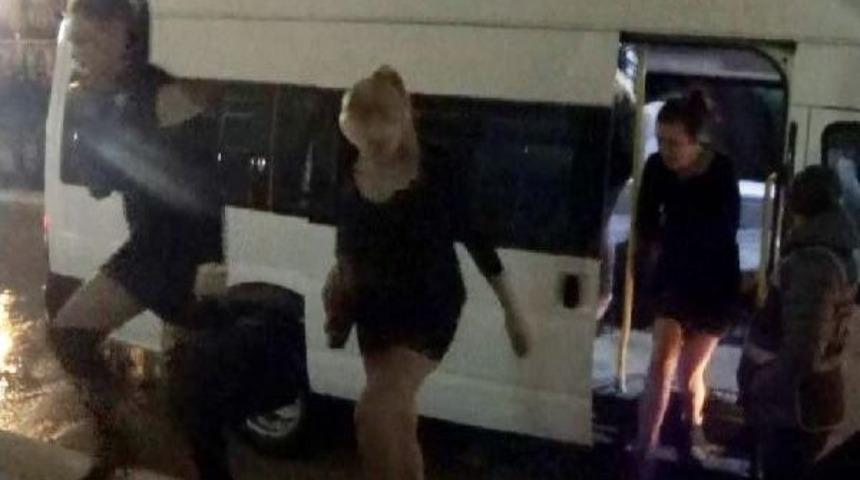 Fındıklı'da Fuhuş Operasyonu: 42 G&ouml;zaltı