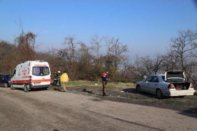 Fabrika Işçisi Otomobilde Intihar Etti