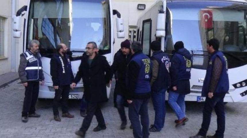 Uşak'ta Fet&ouml;'den 28 Polis Adliyede