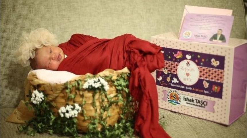 İlk Hediyeler Taş&ccedil;ı&rsquo;dan