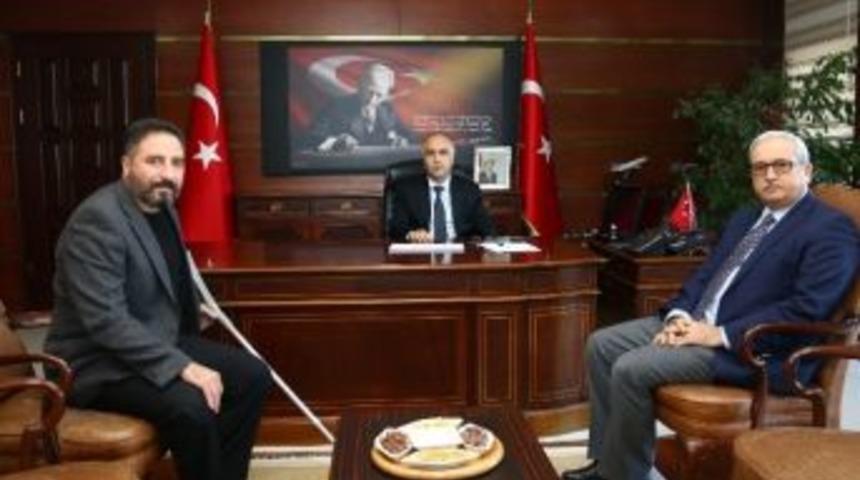 Gazi &Ouml;zel Harekat Polisi&rsquo;nden Giresun Valisi Karahan&rsquo;a Ziyaret