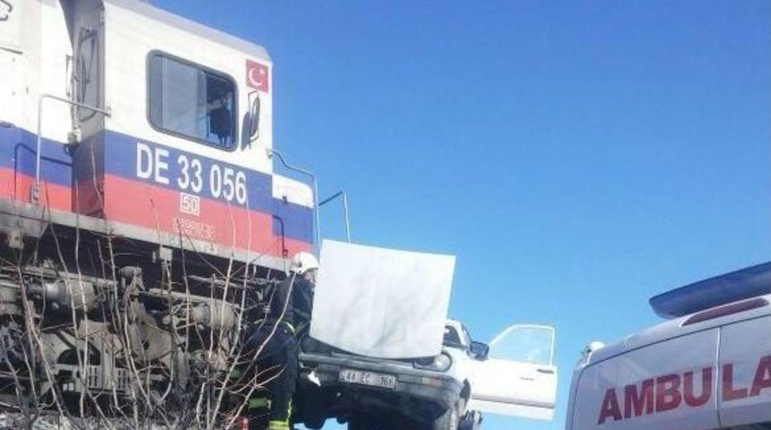 Hemzemin Ge&ccedil;itte Kaza: 3 Yaralı