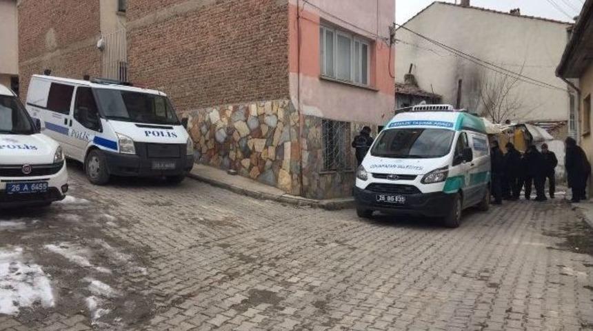 Karbonmonoksit Gazından Zehirlenen Kadın Hayatını Kaybetti