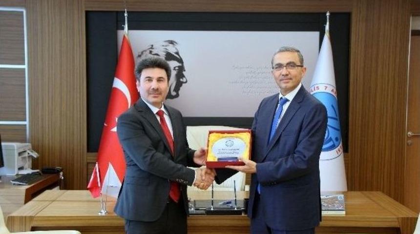 Rekt&ouml;rl&uuml;k Devir Teslim T&ouml;reni Ger&ccedil;ekleştirildi