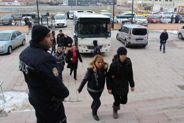 Edirne’De ‘Bylock’ Kullandığı Belirlenen 12 Polis Gözaltına Alındı