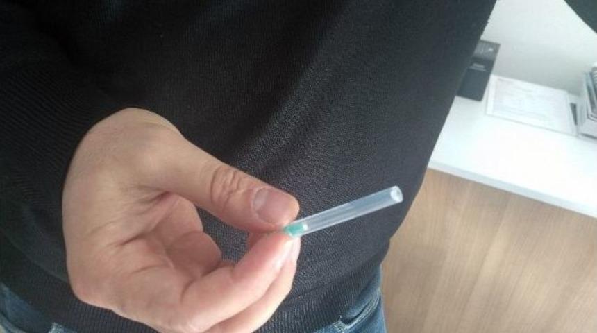 Metrob&uuml;ste &rsquo;şırıngalı&rsquo; Saldırı