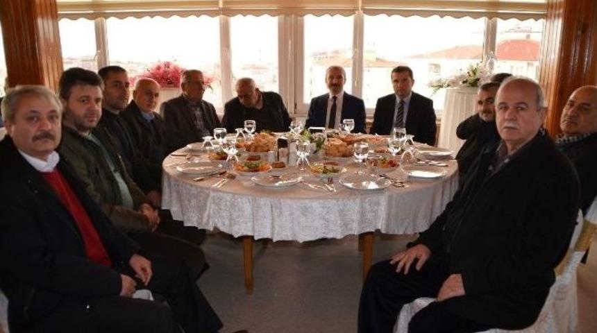 Başkan Şahin Muhtarlarla Bir Araya Geldi