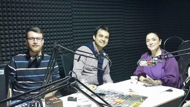 Belkıs Akkale, Radyo Mutlu’da Salih Demirci’nin Konuğu Oldu