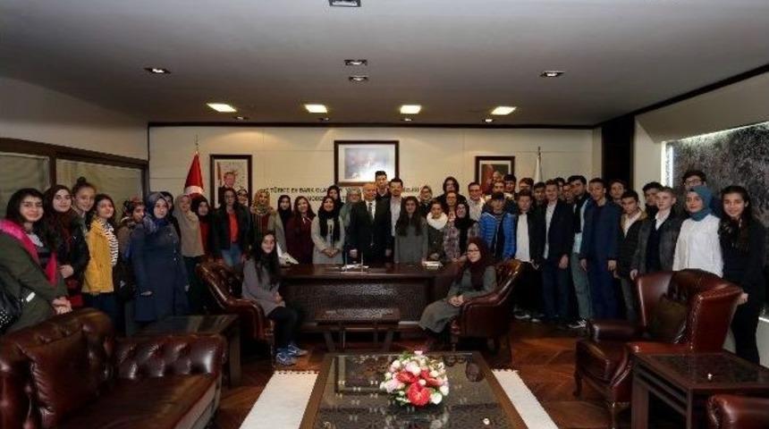 Yeni Seçmen Biriminden Başkan Zolan’a Ziyaret