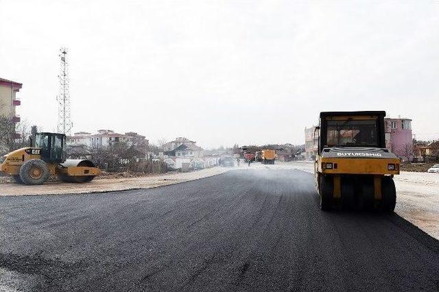 Çarmuzu’da Kavşak Düzenleme Çalışmaları Başladı