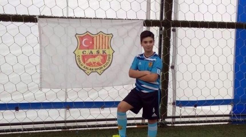 Antrenmana Giderken Kaza Ge&ccedil;iren &Ccedil;ocuk &Ouml;ld&uuml;