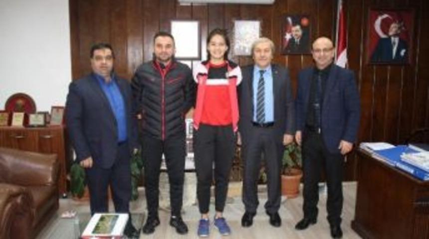 1308 Osmaneli Belediye Spor Her Branşta Başarılı