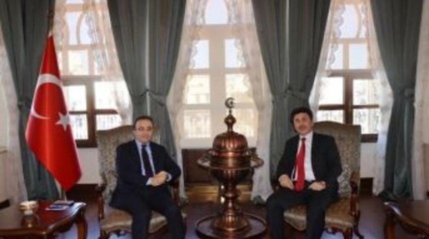 Vali &Ccedil;ataklı, Yeni Atanan Rekt&ouml;r Karacoşkun&rsquo;u Kabul Etti