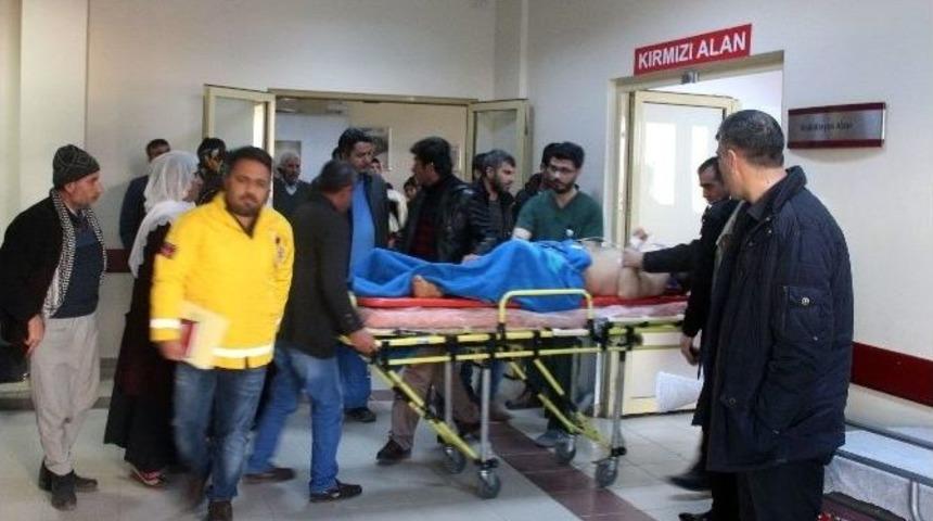 Kahta’da İnşaattan Düşen İşçi Ağır Yaralandı