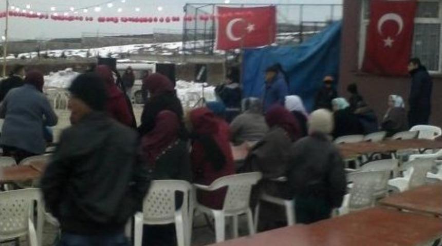 Askere Gidecek Gen&ccedil;ler G&ouml;n&uuml;llerince Eğlendi