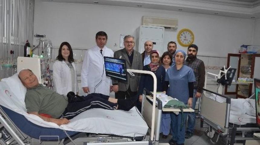Diyaliz Merkezine Televizyon Bağışı