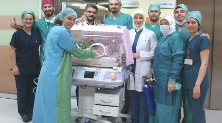 Aras Bebek Bir G&uuml;n Sonra Yeniden Doğdu