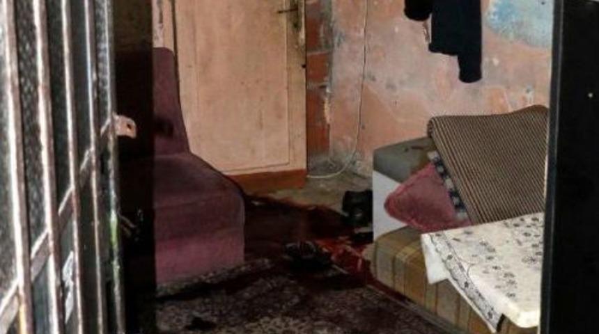 Şişli'de, Arkadaşlar Arasındaki Tartışmada Kan D&ouml;k&uuml;ld&uuml;, Bir Kişi &Ouml;ld&uuml;