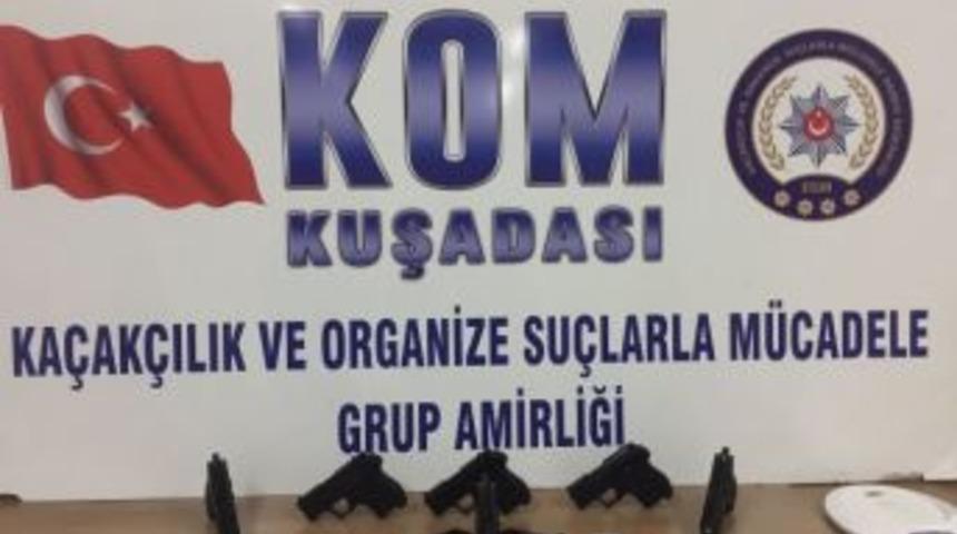 Kuşadası&rsquo;nda Silah Ka&ccedil;ak&ccedil;ılığı Operasyonu