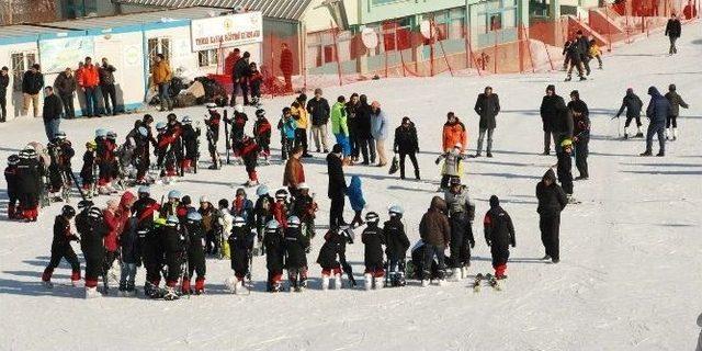 Bitlis’te Geleceğin Sporcuları Yetiştiriliyor