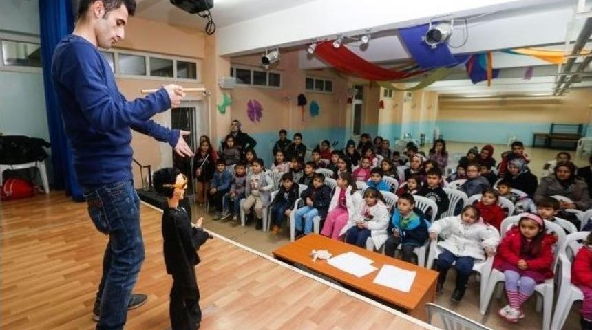 Sincanlı &Ouml;ğrencilere Karne Hediyesi