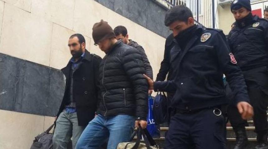 Adliye Çalışanlarına Yönelik Fetö Operasyonunda 11 Kişi Adliyeye Sevk Edildi