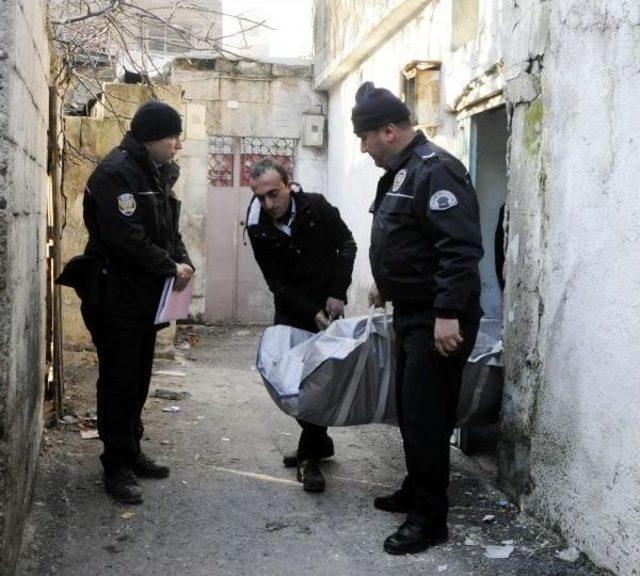 Sobadan Sızan Gazdan Zehirlenen Bekçi Öldü