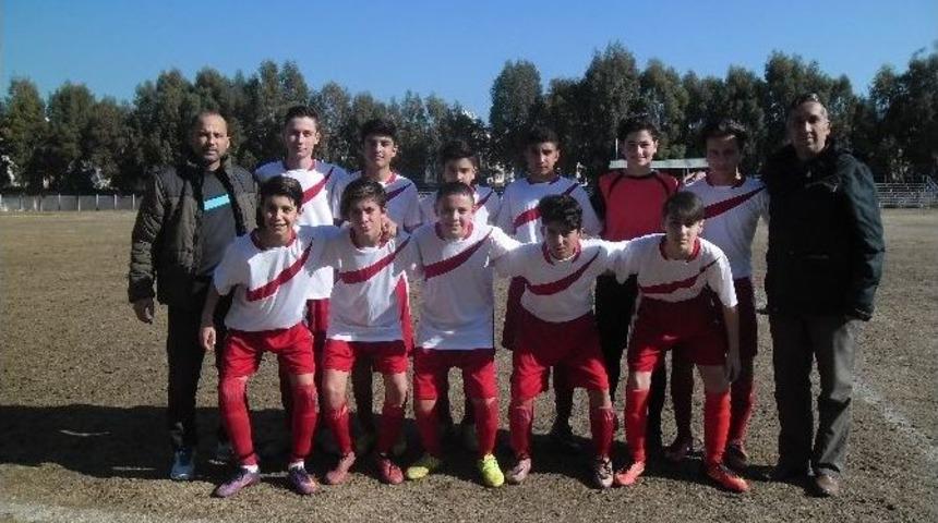 Milas&rsquo;ta Miniklerden &Ccedil;ekişmeli M&uuml;cadele